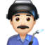 Emoji Pekerja kilang lelaki: ton kulit cerah pada Apple