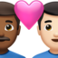 Emoji Pasangan dengan simbol hati: lelaki, lelaki, ton kulit sederhana gelap dan ton kulit cerah pada Apple