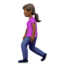 Emoji Donna che cammina: carnagione abbastanza scura su Apple