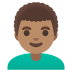 Mann: mittlere Hautfarbe, lockiges Haar-Emoji auf Google