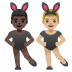Emoji Hommes avec des oreilles de lapin : peau foncée et peau moyennement claire sur Google