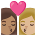 อีโมจิ จูบ: ผู้หญิง ผู้หญิง โทนผิวสีเหลือง และ โทนผิวสีขาวเหลือง บน Google