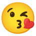 Emoji Muka melayangkan ciuman pada Google