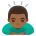Sich verbeugender Mann: mitteldunkle Hautfarbe-Emoji auf Google