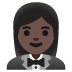 Emoji Femme en smoking : peau foncée sur Google