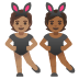 Personen mit Hasenohren: mittlere Hautfarbe, mitteldunkle Hautfarbe-Emoji auf Google
