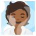 Emoji na Tao na nasa sauna: katamtamang dark na kulay ng balat sa Google