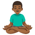 Emoji Homem na posição de lótus: pele morena escura no Google