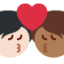 Emoji Berciuman: dewasa, dewasa, warna kulit cerah, warna kulit gelap-sedang di X / Twitter